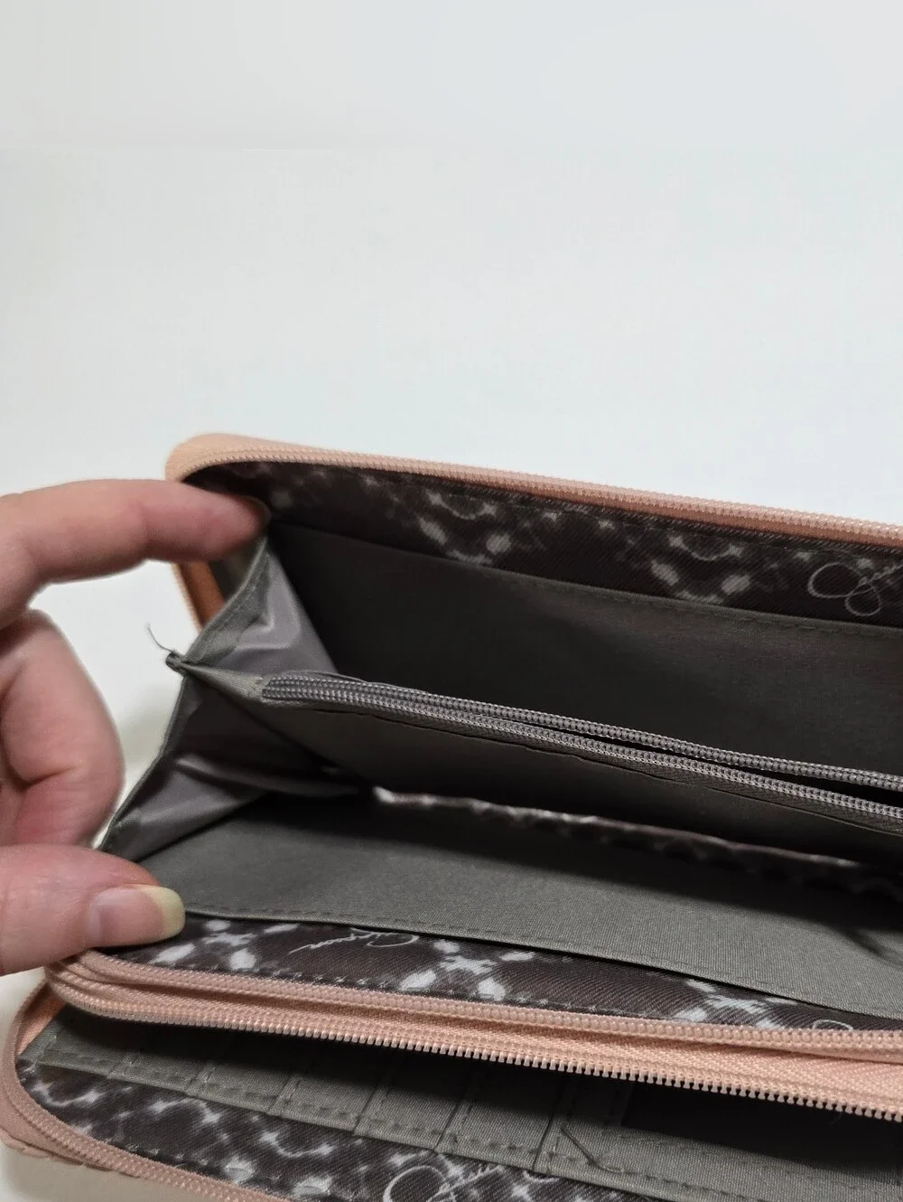 Jessica Simpson Blush Quilted Zip Wallet